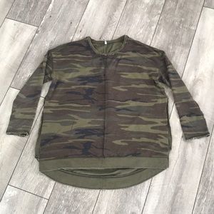 Z SUPPLY medium green camo weekender